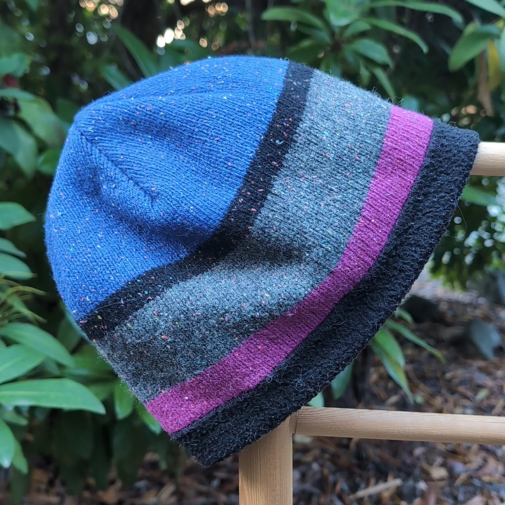 Vintage Fleece Lined Wool Knit Beanie W/ Stripes